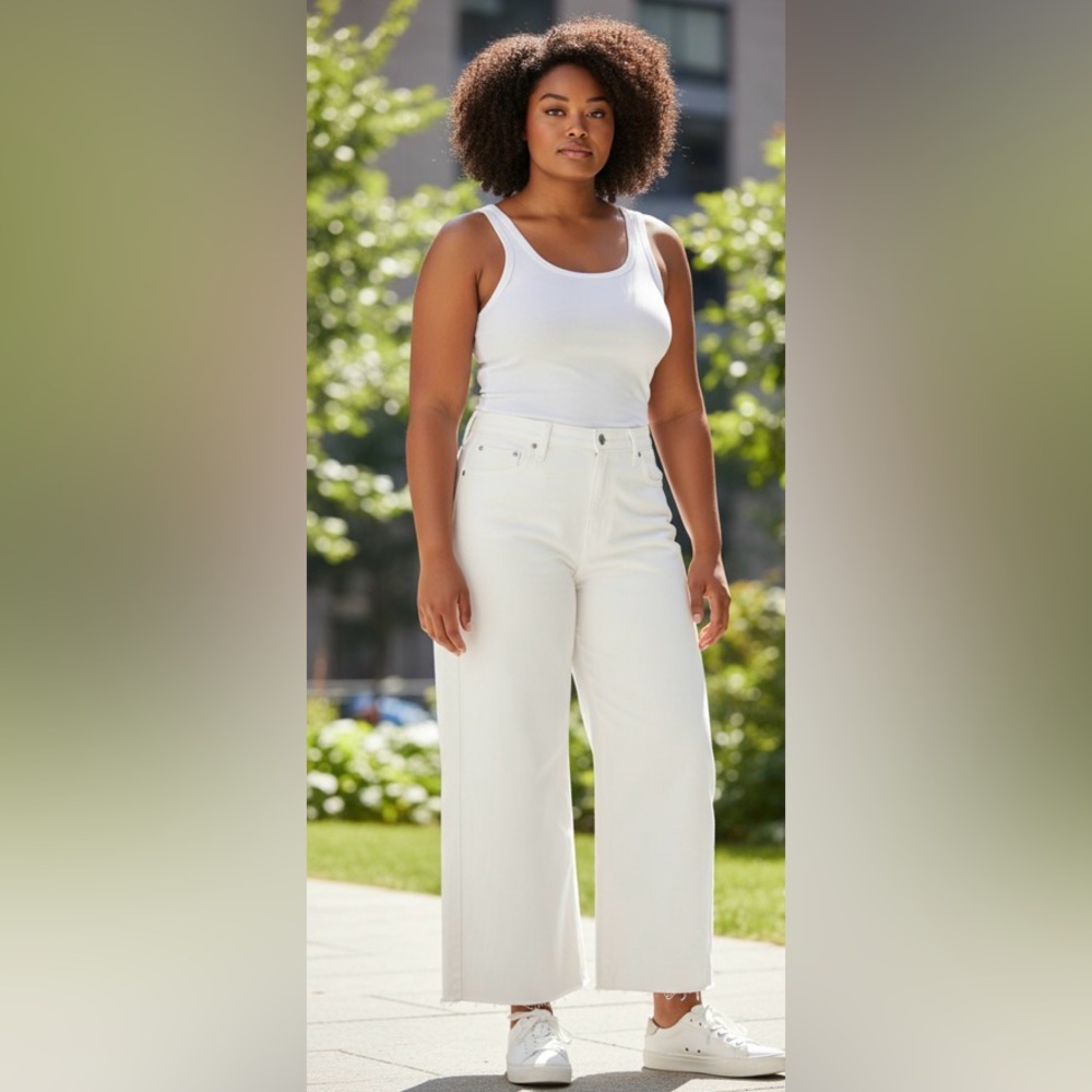 Hudson wide leh the James maternity stretch jeans size 32 in cream denim